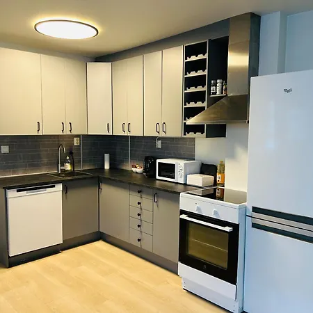 - Free Parking And Wi-fi Apartment Lillehammer